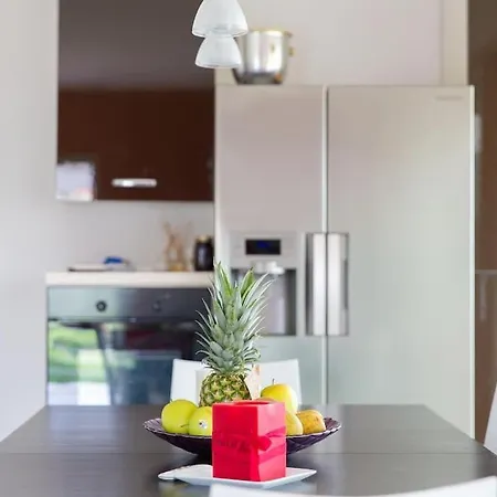 Vila Lhv Garda - Private Pool And